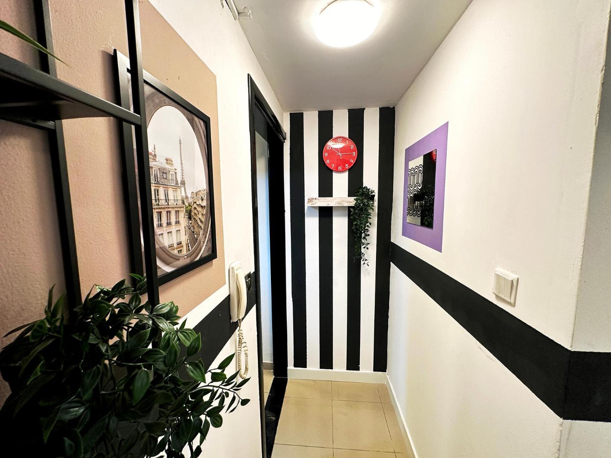 Partition Room In Al Seef Near Burjuman Metro Dubaj Kültér fotó